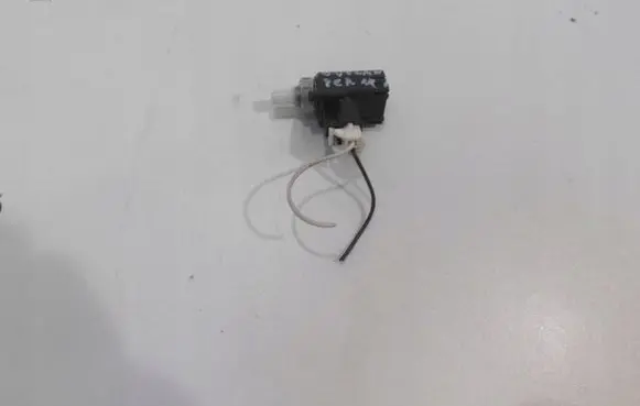 Mitsubishi Outlander Brake pedal sensor switch cv591
