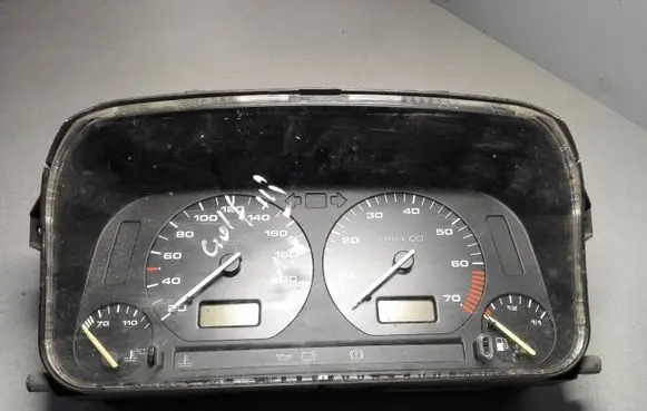 Volkswagen Golf III Speedometer (instrument cluster) 1H6919033E