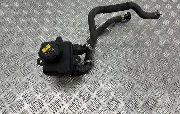 BMW i3 Coolant expansion tank/reservoir 9327150