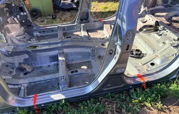 Honda HR-V Pillar (middle) 