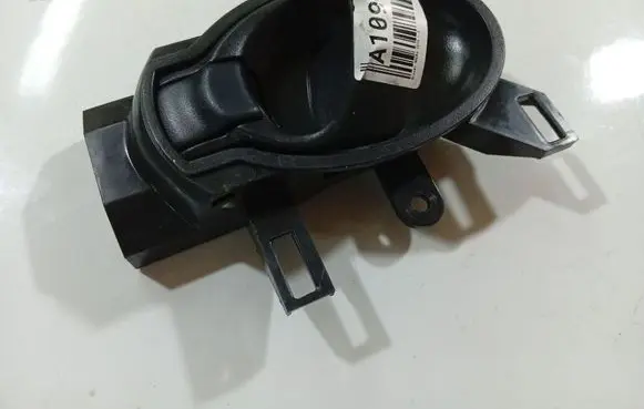 Nissan Micra Front door interior handle 