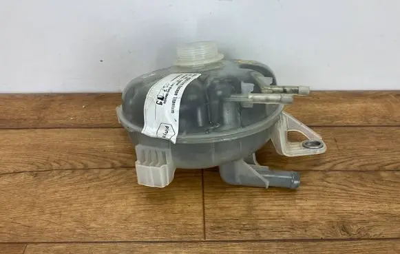 Ford Escape IV Coolant expansion tank/reservoir LX618A080GCPINYA LX618A080GC