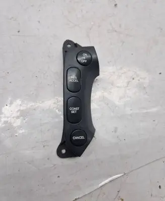 Steering wheel buttons/switches