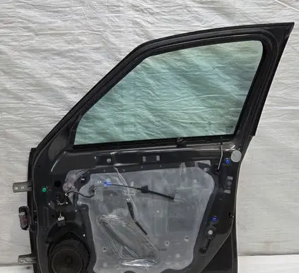 Opel Zafira C Front door