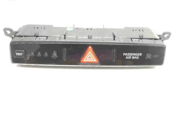 Hyundai i20 (PB PBT) Hazard light switch 937501J510