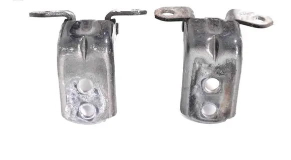 Nissan X-Trail T32 Front door upper hinge