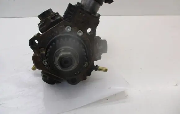 Renault Master III Fuel injection high pressure pump 0445010250 H8201045496 M9T870