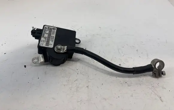Skoda Octavia Mk2 (1Z) Power management control unit 4F0915181B 4F0910181F 0199000034