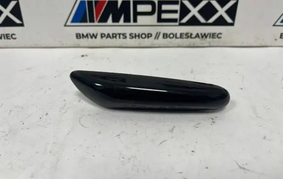 BMW 3 E90 E91 Front indicator light 