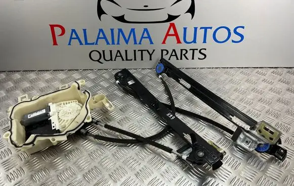 Seat Altea XL Front door window regulator with motor 3C8959702