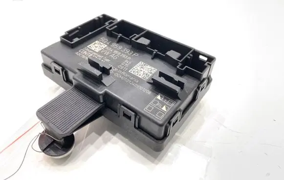 Skoda Octavia Mk4 Other control units/modules 5Q4959393P