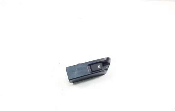 Toyota Auris 150 Fuel tank opening switch 