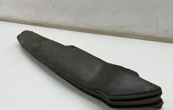 Audi A3 S3 8V Fender foam support/seal 8V5864235 8V58642356