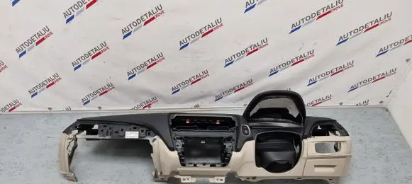 BMW 1 F20 F21 Dashboard 9226005