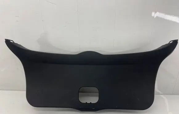 Toyota Auris 150 Tailgate trim 6478002010