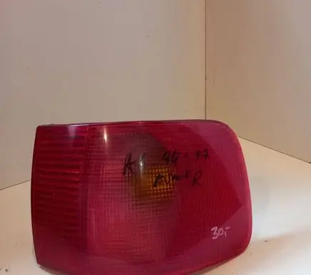 Audi A6 S6 C4 4A Rear/tail lights 138008