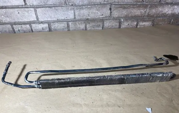 Volkswagen Transporter - Caravelle T5 Power steering radiator 7H0422885C D0030