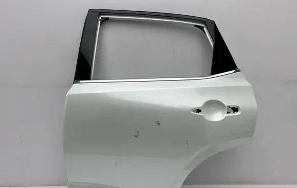 Nissan Qashqai J12 Rear door SULIK5