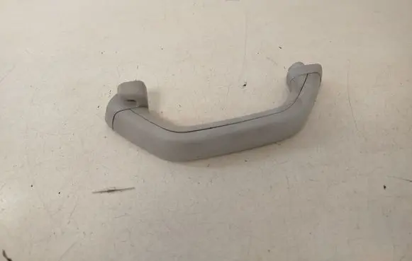 Volkswagen Multivan T5 Rear interior roof grab handle 7H0858639A