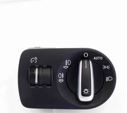 Audi Q3 8U Light switch