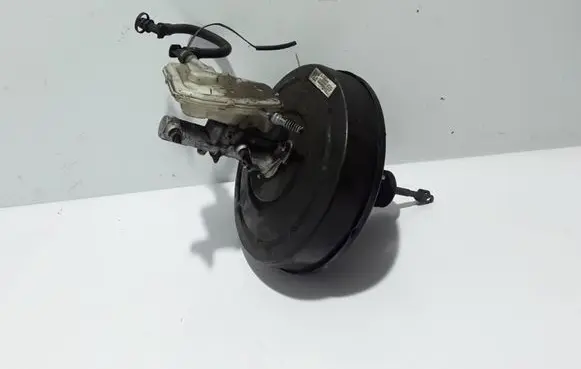 Opel Vivaro Brake booster 472100676R