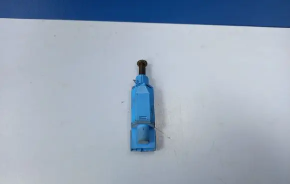 Clutch pedal sensor