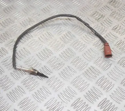 Audi A4 S4 B9 8W Oil temperature sensor 8W0906088B