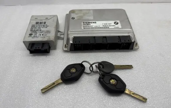 BMW X5 E53 Engine ECU kit and lock set 7506307 5WK90007
