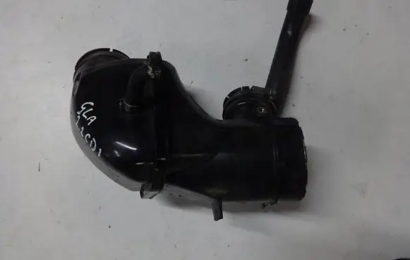 Mercedes-Benz GLA W156 Air intake hose/pipe A6510900609