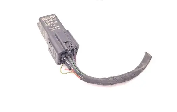 Volkswagen Crafter Glow plug pre-heat relay 0281003038 20131212