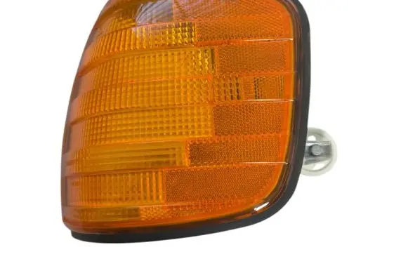 Mercedes-Benz S W126 Rear/tail lights A0008208521