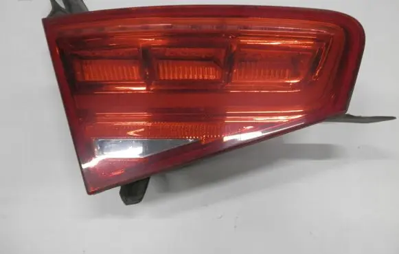 Audi A8 S8 D4 4H Tailgate rear/tail lights 4H0945093