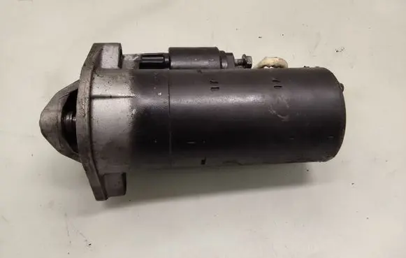 Volvo V70 Starter motor 1005831253