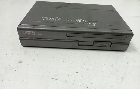 Toyota Avensis T250 Navigation unit CD/DVD player 0866200850