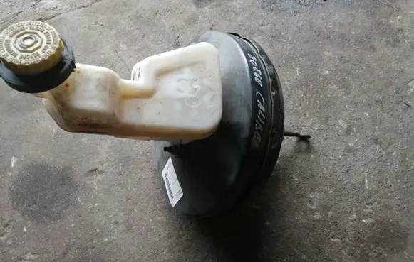 Dodge Caliber Brake booster P05105149AE