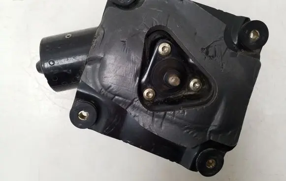 Mitsubishi Carisma Wiper motor 0390241170