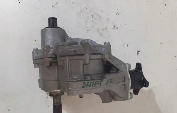 Suzuki Swift III Gearbox transfer box case 52R 754158002