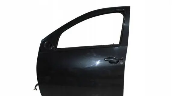 Dacia Duster Front door