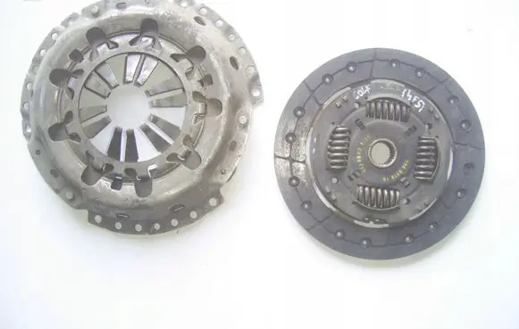 Volkswagen Golf V Clutch pressure plate 320033910
