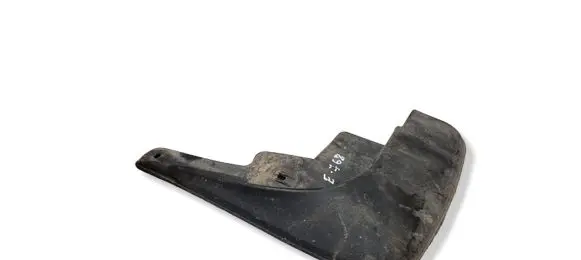 Toyota Avensis T250 Front mudguard 