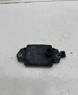 Toyota Yaris XP210 Distronic sensor radar 882100D040 202LSG051