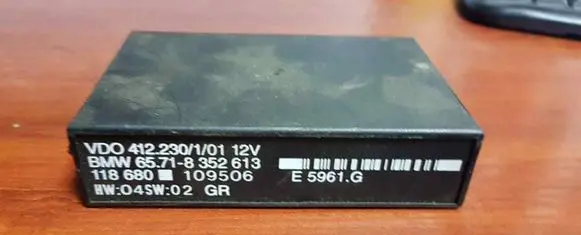 BMW 5 E39 Cruise control unit/module 8352613