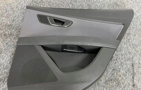 Seat Leon (5F) Rear door card panel trim