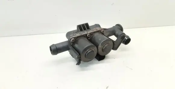BMW 5 F10 F11 Coolant heater control valve 9119164 64119119164 1147412200