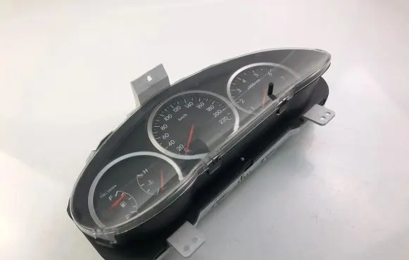 Speedometer (instrument cluster)