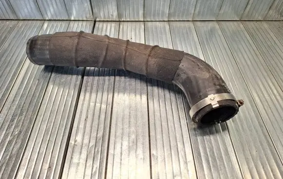 Ford Fusion II Intercooler hose/pipe HG936C646BC HG936C640BA