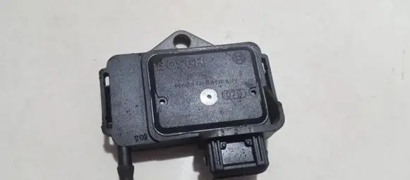 Volkswagen PASSAT B4 Air pressure sensor 3A0906051 0261230008