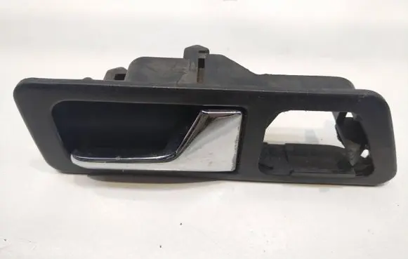 Rear door interior handle