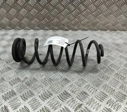 Audi A3 S3 8V Rear coil spring 5Q0511115