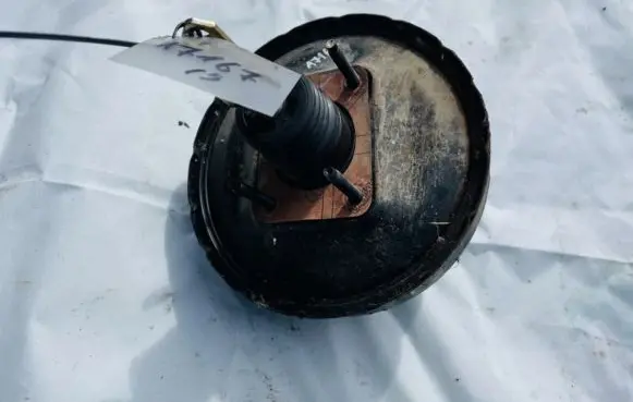 Nissan Almera Brake booster